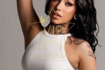 ESCORT-ATHENS-LOVE-TEEN-MODEL-4